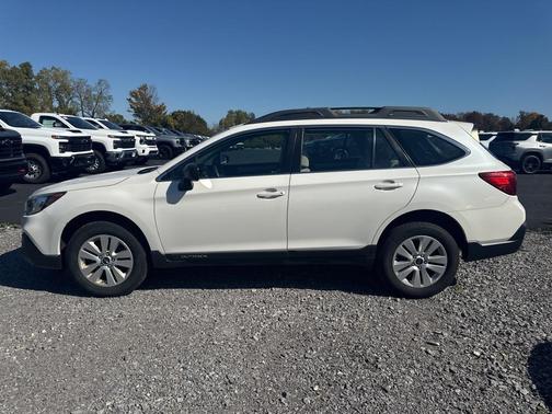2018 Subaru Outback 2.5i