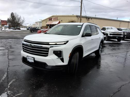 2026 Chevrolet Traverse LT