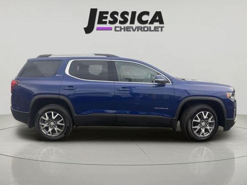 2023 GMC Acadia AWD SLT