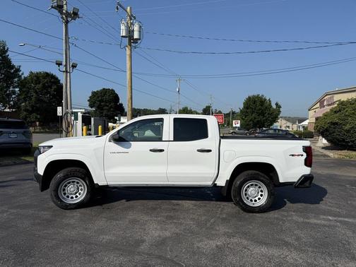 2025 Chevrolet Colorado WT