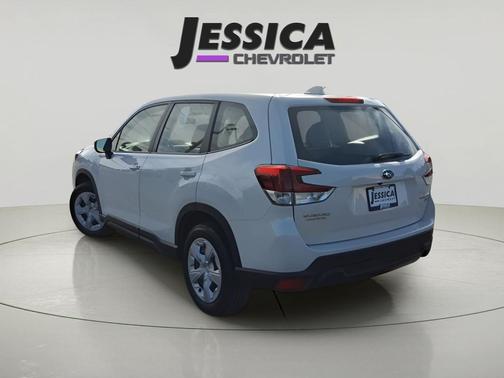 2022 Subaru Forester Base