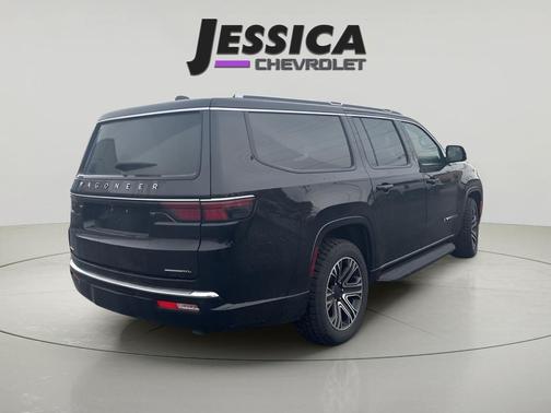 2023 Jeep Wagoneer L Series II 4x4