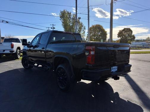 2026 Chevrolet Silverado 2500 Custom