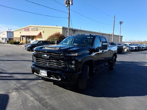 2026 Chevrolet Silverado 2500 Custom