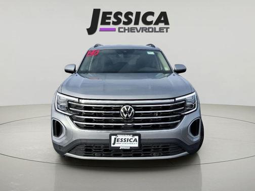 2025 Volkswagen Atlas 2.0T SE w/Technology 4MOTION