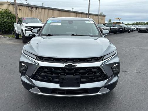 Sterling Gray Metallic 2023 Chevrolet Blazer 2LT