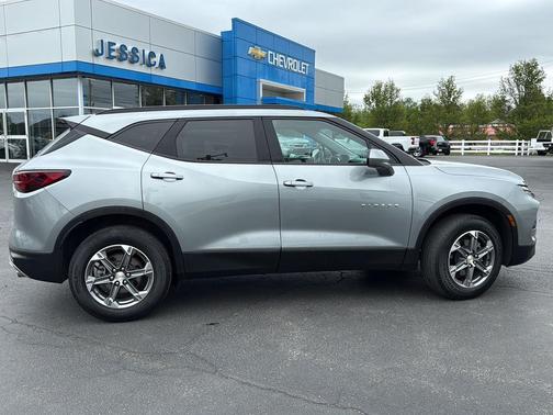 Sterling Gray Metallic 2023 Chevrolet Blazer 2LT