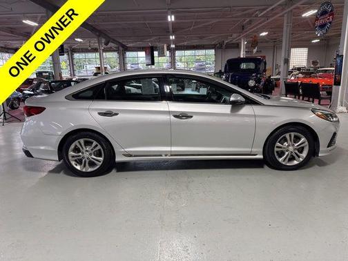 Symphony Silver 2018 Hyundai SONATA Sport