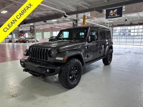 Granite Crystal Metallic Clearcoat 2019 Jeep Wrangler Unlimited Moab 4x4