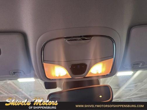 Granite Crystal Metallic Clearcoat 2019 Jeep Cherokee Limited