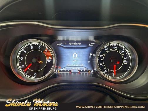 Granite Crystal Metallic Clearcoat 2019 Jeep Cherokee Limited
