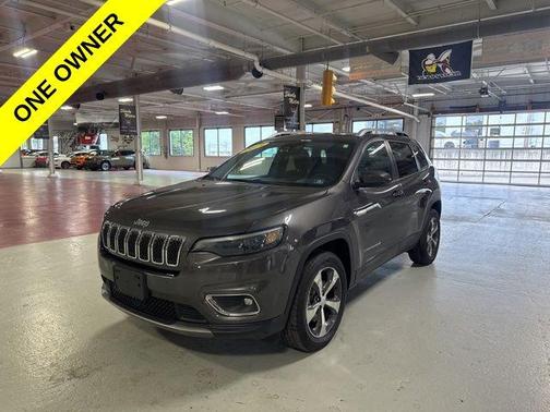 Granite Crystal Metallic Clearcoat 2019 Jeep Cherokee Limited