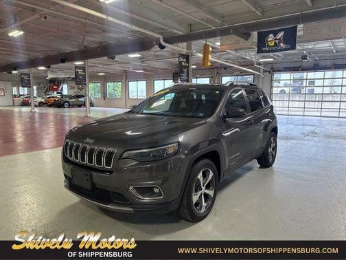 Granite Crystal Metallic Clearcoat 2019 Jeep Cherokee Limited