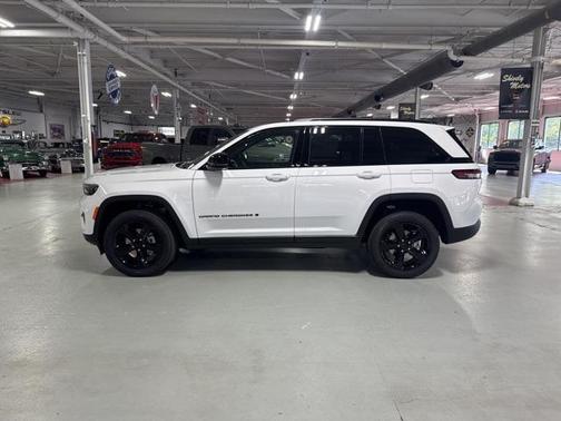 2025 Jeep Grand Cherokee Altitude