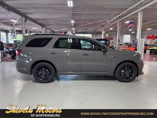 Destroyer Gray Clearcoat 2026 Dodge Durango GT Plus