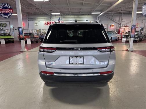 2022 Jeep Grand Cherokee 4xe Base