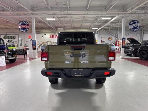 2026 Jeep Gladiator Sport S