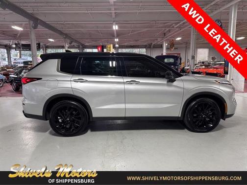 2023 Mitsubishi Outlander SEL Black Edition S-AWC