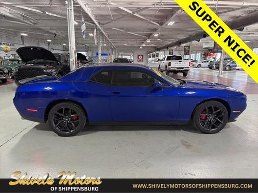 2022 Dodge Challenger SXT