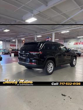 2025 Jeep Grand Cherokee Laredo