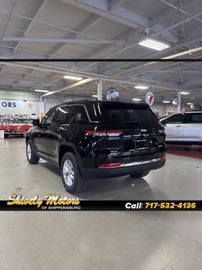 2025 Jeep Grand Cherokee Laredo
