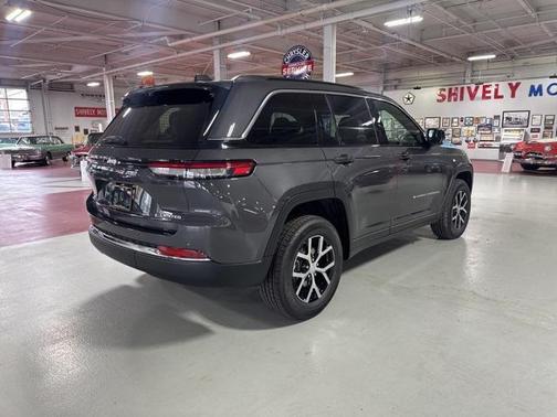 2025 Jeep Grand Cherokee Limited