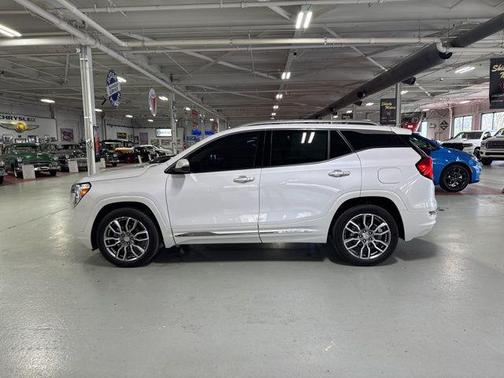 White Frost Tricoat 2024 GMC Terrain Denali