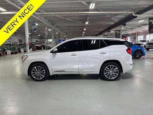 White Frost Tricoat 2024 GMC Terrain Denali