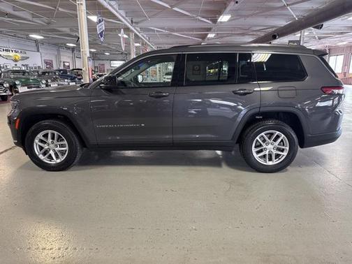 2021 Jeep Grand Cherokee L Laredo