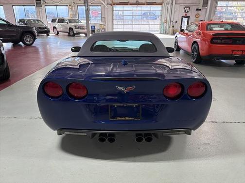 2005 Chevrolet Corvette Base