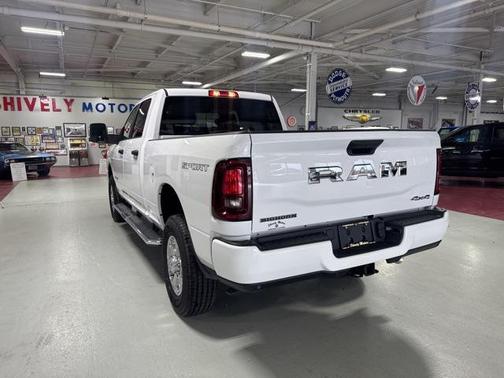 2025 RAM 2500 Big Horn Crew Cab 4x4 6'4' Box
