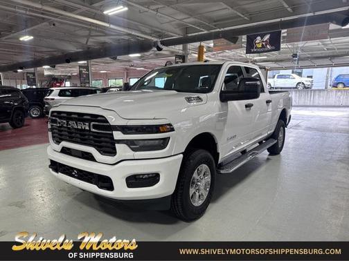 2025 RAM 2500 Big Horn Crew Cab 4x4 6'4' Box