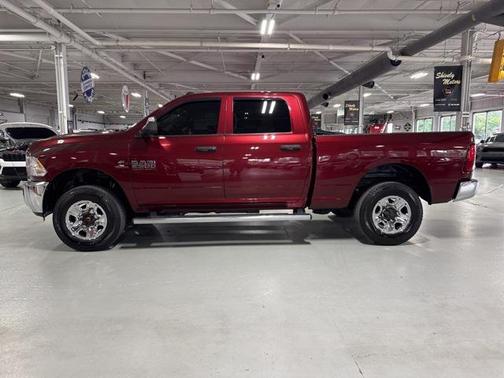 2017 RAM 2500 Tradesman Crew Cab 4x4 6'4' Box