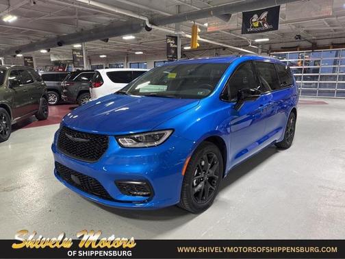 2026 Chrysler Pacifica L