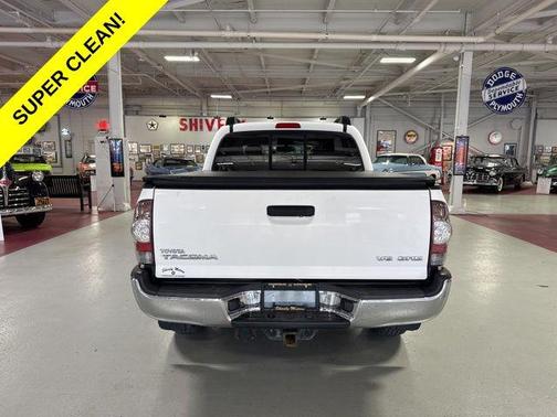 Super White 2013 Toyota Tacoma Base
