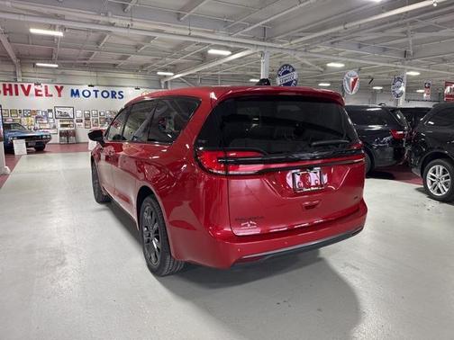 2026 Chrysler Pacifica L