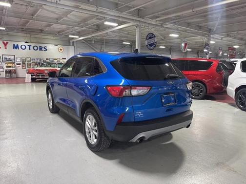 2020 Ford Escape SE