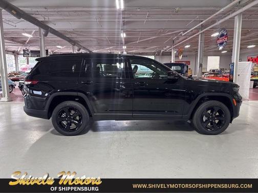 2025 Jeep Grand Cherokee L Altitude