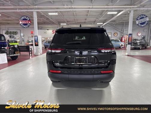 2025 Jeep Grand Cherokee L Altitude