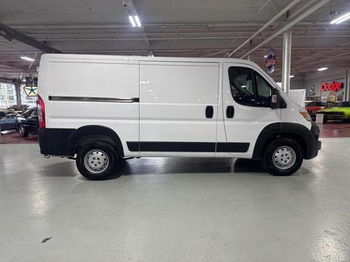 2023 RAM ProMaster 2500 Base
