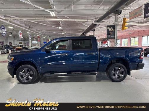Patriot Blue Pearlcoat 2020 RAM 1500 Big Horn/Lone Star