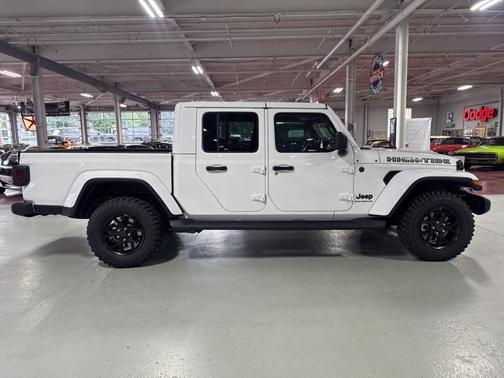 2025 Jeep Gladiator High Tide