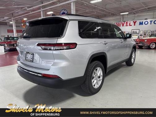 2025 Jeep Grand Cherokee L Laredo