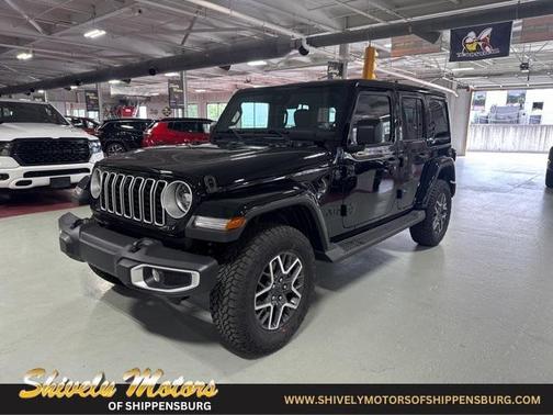 2025 Jeep Wrangler 4-Door Sahara 4x4