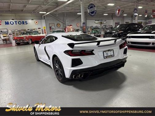 Arctic White 2026 Chevrolet Corvette Stingray w/2LT