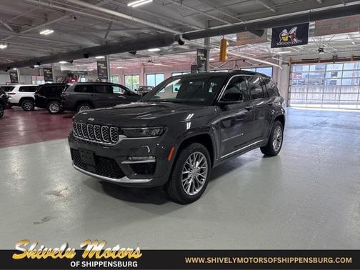 2025 Jeep Grand Cherokee Summit