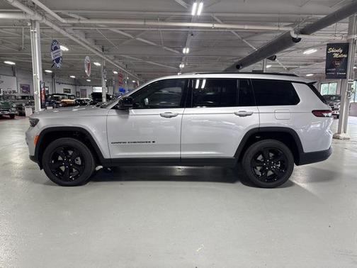 2025 Jeep Grand Cherokee L Altitude