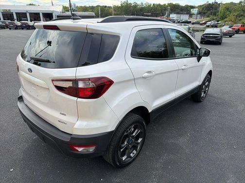 White Platinum Clearcoat Metallic 2018 Ford EcoSport SES