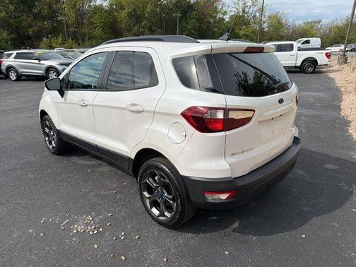 White Platinum Clearcoat Metallic 2018 Ford EcoSport SES