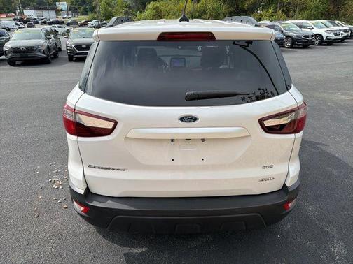 White Platinum Clearcoat Metallic 2018 Ford EcoSport SES